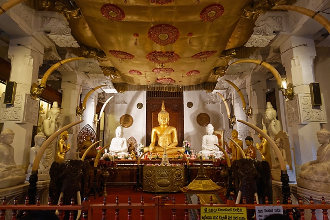 Kandy-Temple de la dent-067